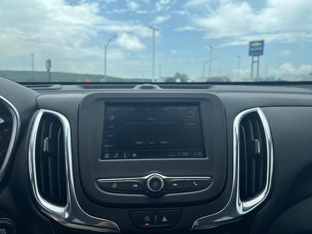 Photo of 2022 Iron Gray Metallic Chevrolet Equinox