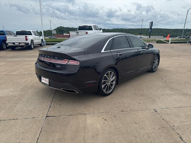 Photo of 2020 Magma Red Lincoln MKZ