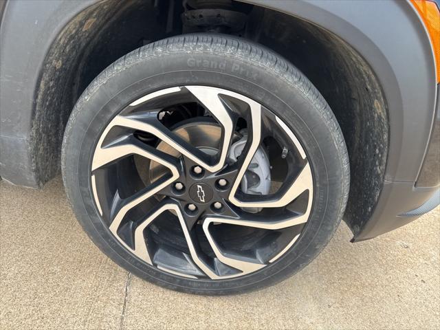 Photo of 2024 Mosaic Black Metallic Chevrolet Trailblazer