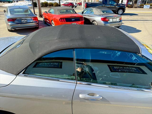 Photo of 2014 Billet Silver Metallic Clearcoat Chrysler 200
