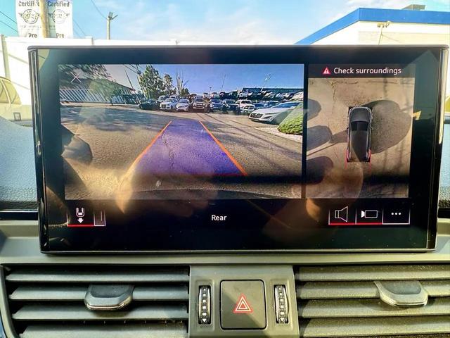 Photo of 2021 Gray Audi SQ5