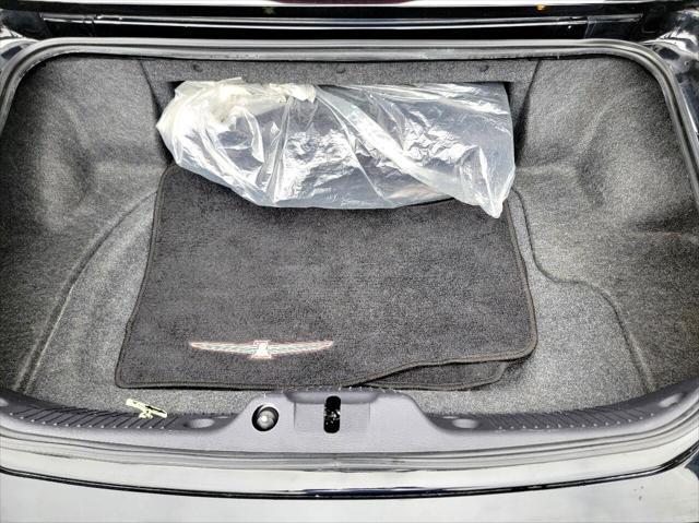 Photo of 2004 Evening Black Ford Thunderbird
