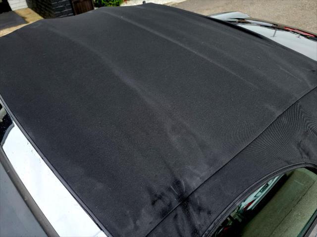 Photo of 2004 Evening Black Ford Thunderbird