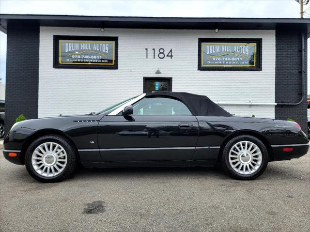 Photo of 2004 Evening Black Ford Thunderbird