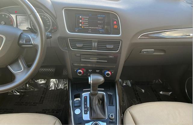 Photo of 2016 White Audi Q5