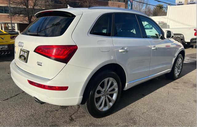 Photo of 2016 White Audi Q5