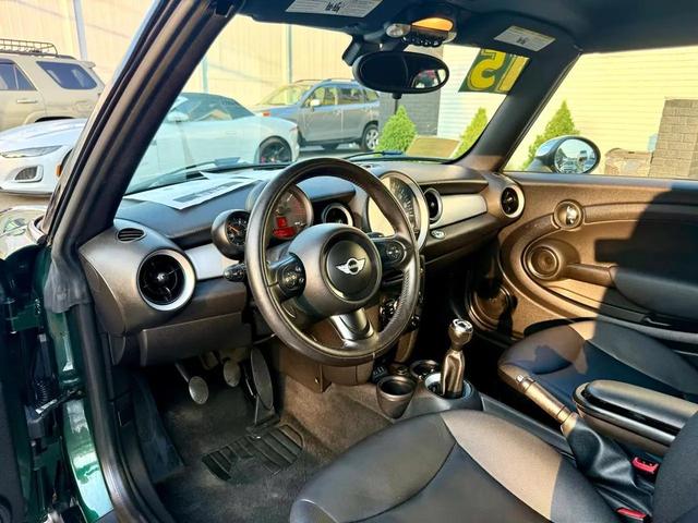 Photo of 2015 British Racing Green Metallic MINI Convertible