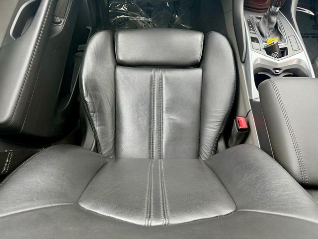 Photo of 2011 Silver Cadillac SRX