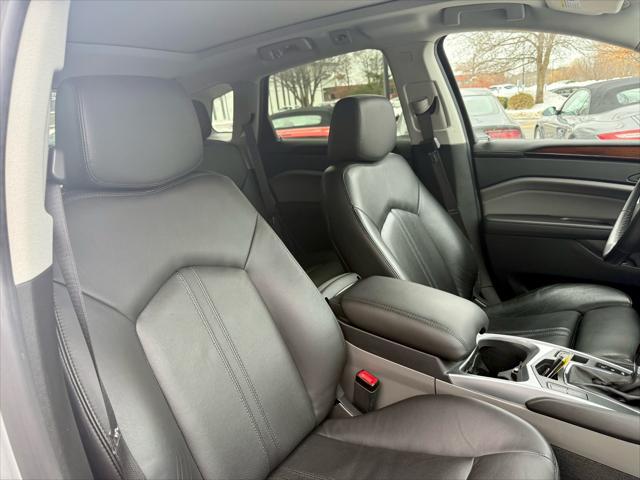 Photo of 2011 Silver Cadillac SRX