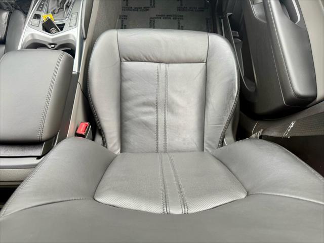Photo of 2011 Silver Cadillac SRX