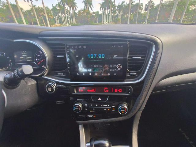 Photo of 2014 Bronze Kia Optima
