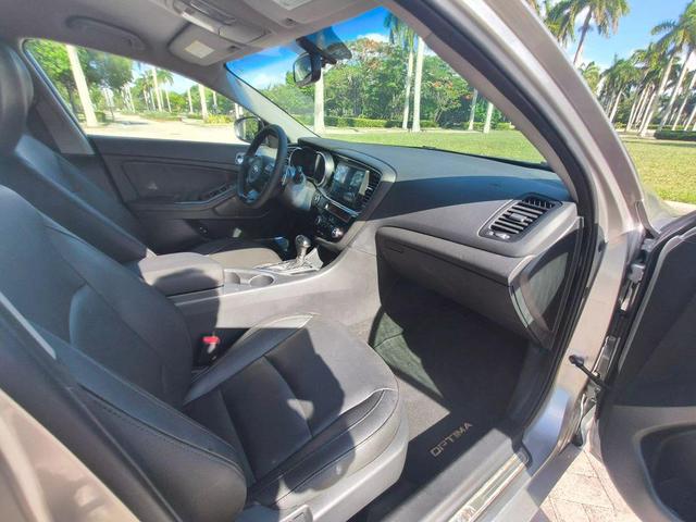Photo of 2014 Bronze Kia Optima