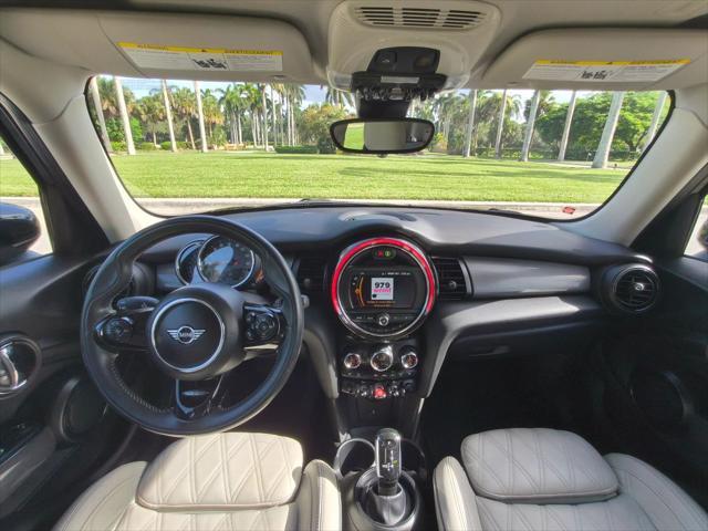 Photo of 2020 Black MINI Hardtop
