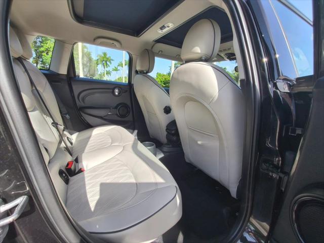 Photo of 2020 Black MINI Hardtop