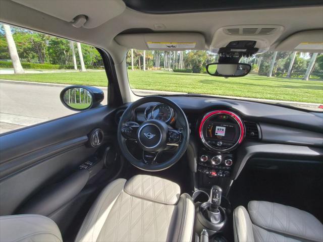 Photo of 2020 Black MINI Hardtop