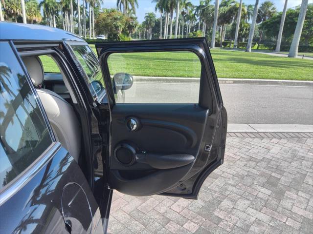 Photo of 2020 Black MINI Hardtop
