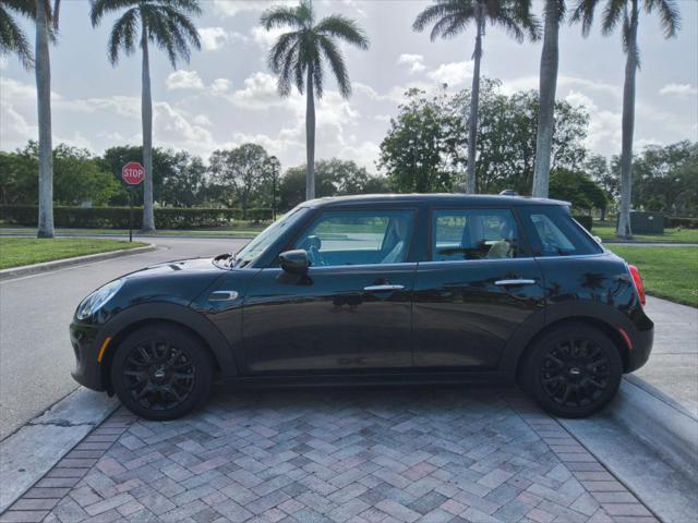 Photo of 2020 Black MINI Hardtop