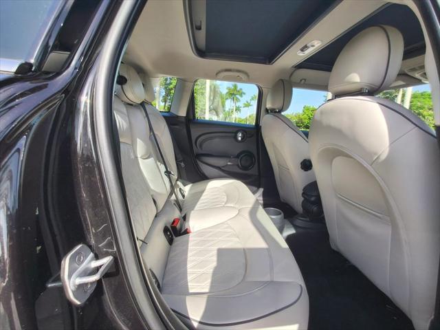 Photo of 2020 Black MINI Hardtop