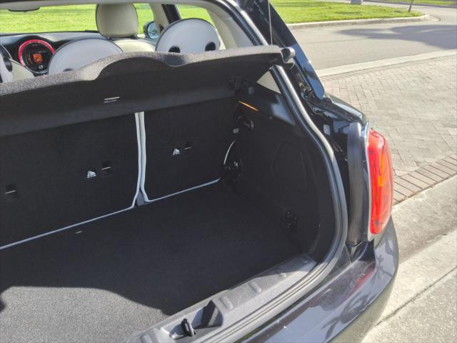 Photo of 2020 Black MINI Hardtop