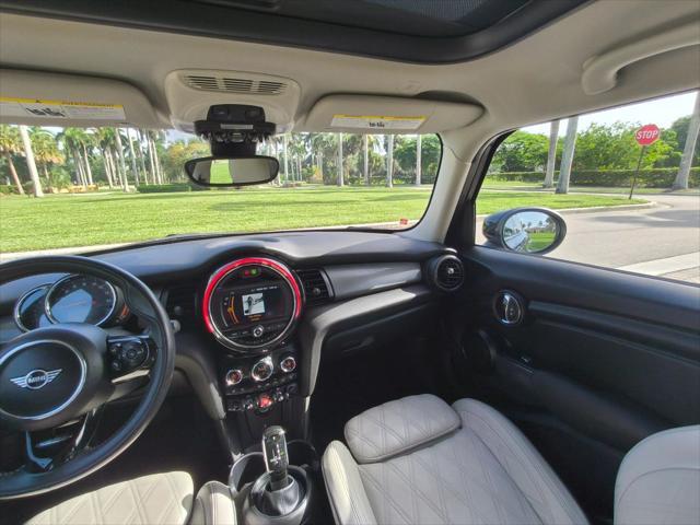 Photo of 2020 Black MINI Hardtop