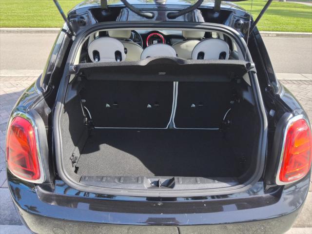 Photo of 2020 Black MINI Hardtop