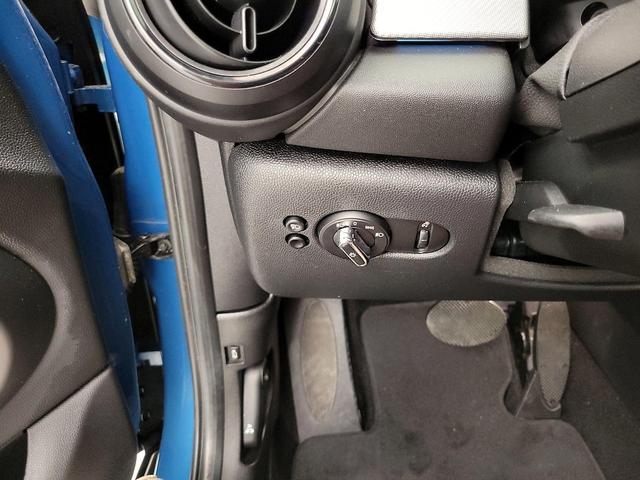 Photo of 2023 Blue MINI Hardtop