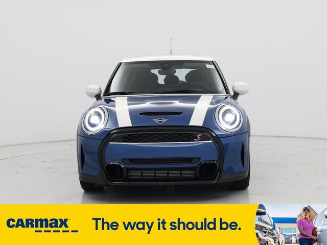 Photo of 2023 Blue MINI Hardtop