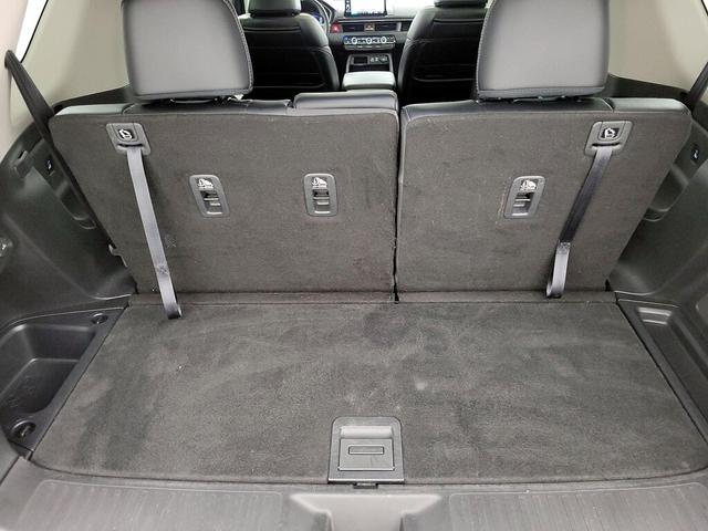 Photo of 2023 Gray Honda Pilot