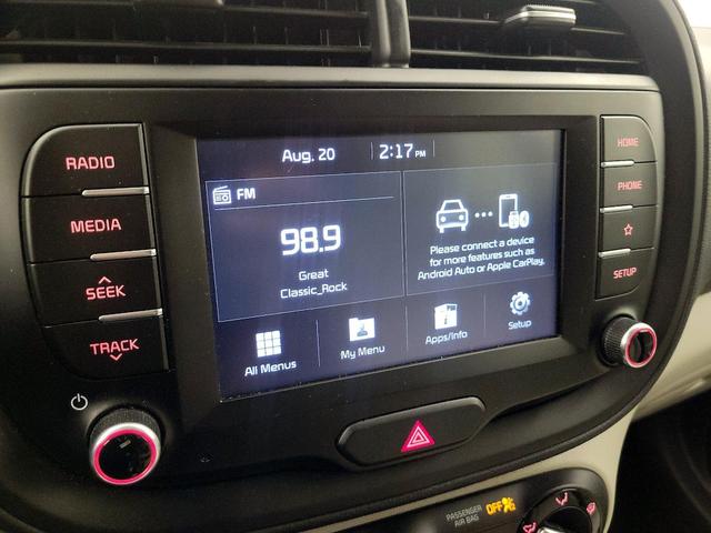 Photo of 2020 White Kia Soul