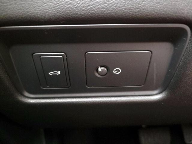 Photo of 2021 Black Jaguar XF