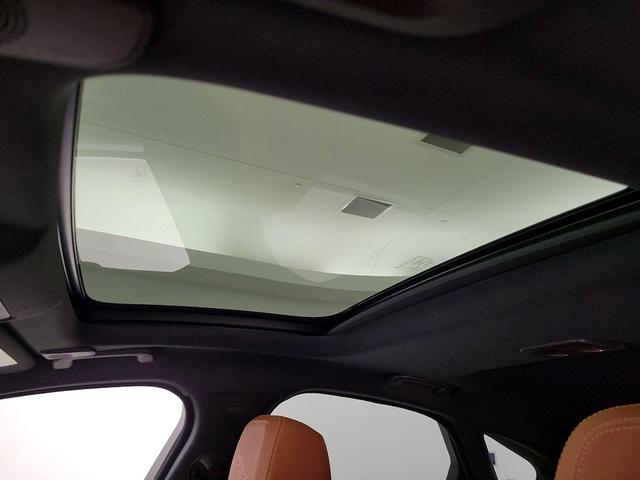 Photo of 2021 Black Jaguar XF