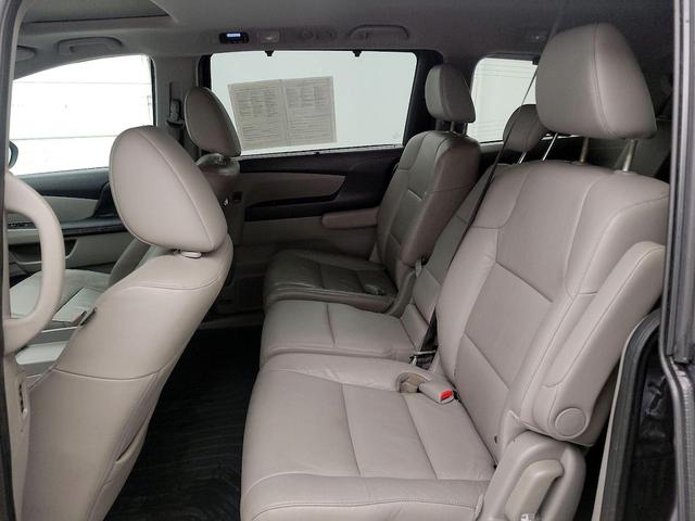 Photo of 2016 Gray Honda Odyssey