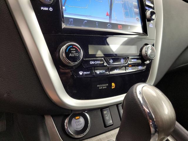 Photo of 2017 Red Nissan Murano