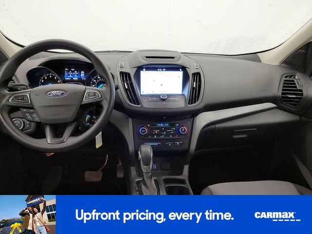 Photo of 2018 Gray Ford Escape