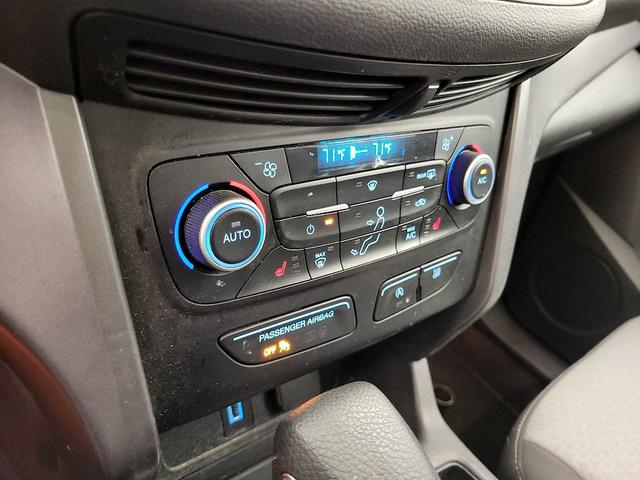 Photo of 2018 Gray Ford Escape
