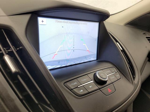 Photo of 2018 Gray Ford Escape