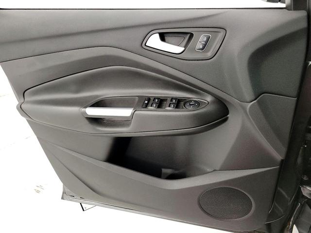 Photo of 2018 Gray Ford Escape