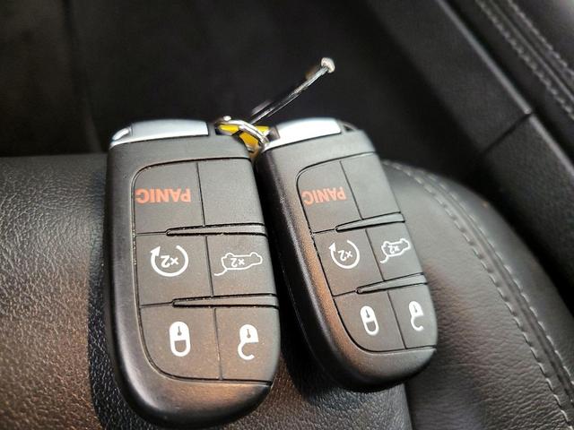 Photo of 2022 Red Dodge Durango