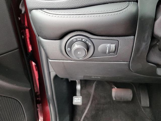 Photo of 2022 Red Dodge Durango
