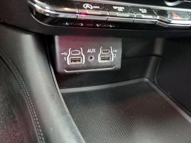 Photo of 2022 Red Dodge Durango