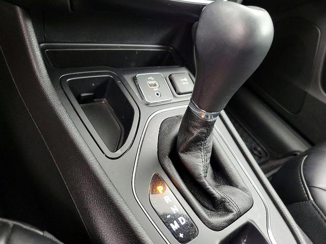 Photo of 2019 Green Jeep Cherokee