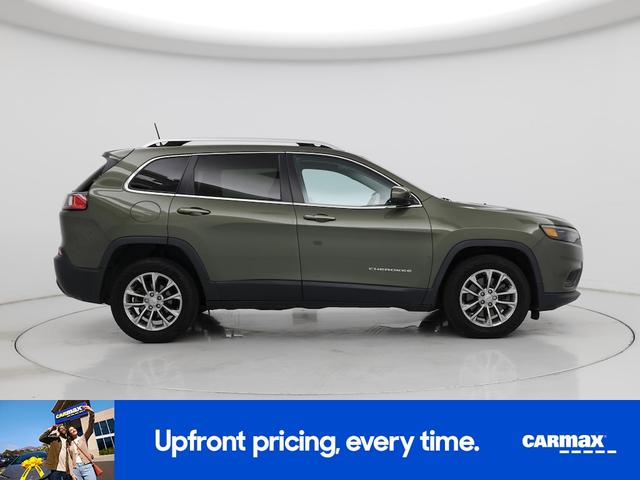 Photo of 2019 Green Jeep Cherokee