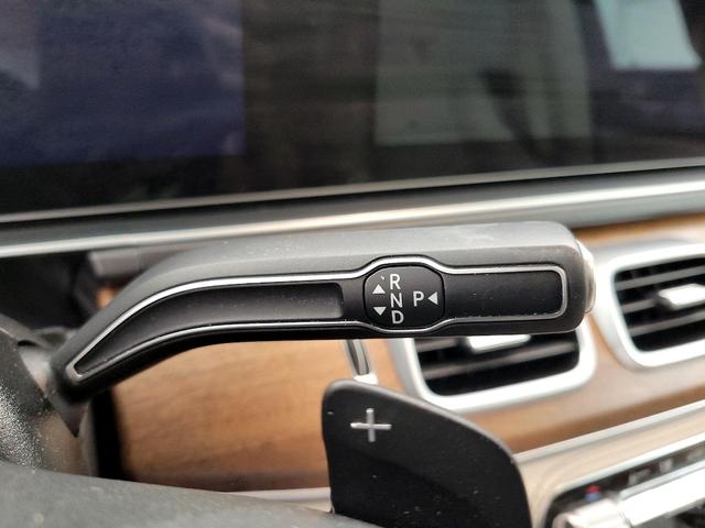 Photo of 2021 Gray Mercedes-Benz GLE 450