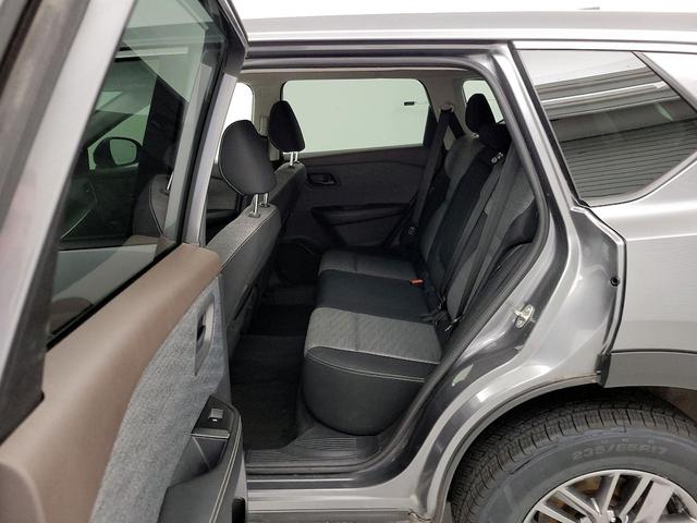 Photo of 2021 Gray Nissan Rogue