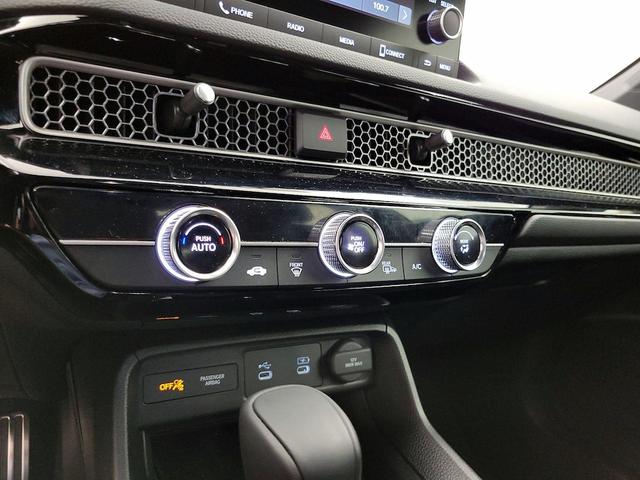 Photo of 2025 Gray Honda Civic