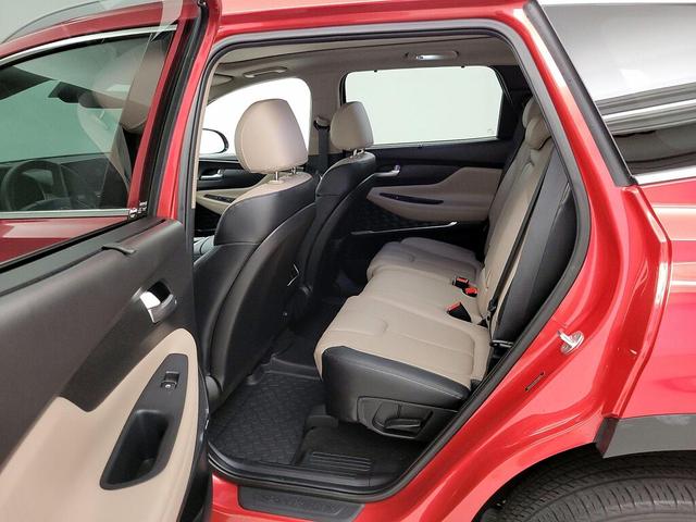 Photo of 2023 Red Hyundai SANTA FE
