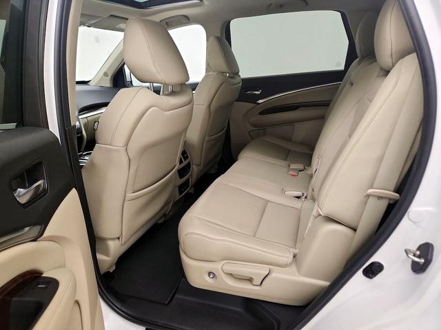 Photo of 2020 White Acura MDX