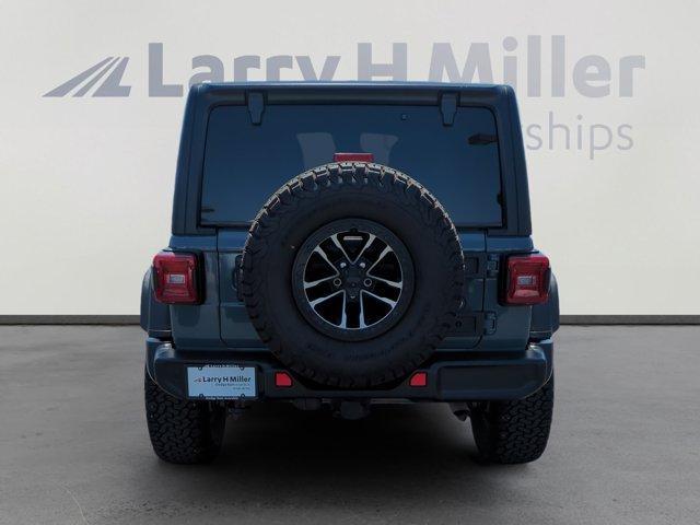Photo of 2024 Anvil Clearcoat Jeep Wrangler