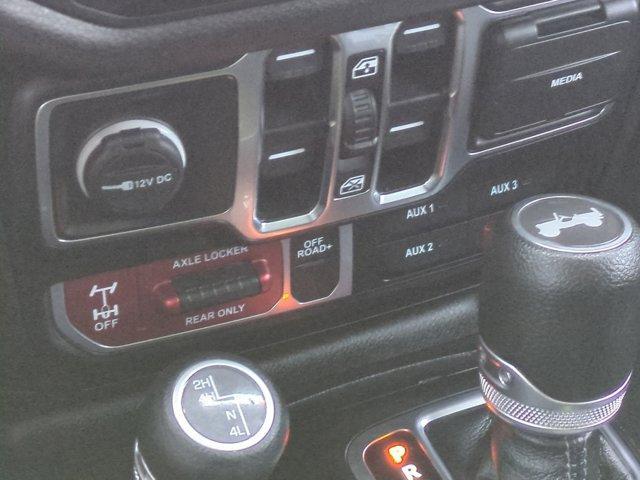 Photo of 2024 Anvil Clearcoat Jeep Wrangler