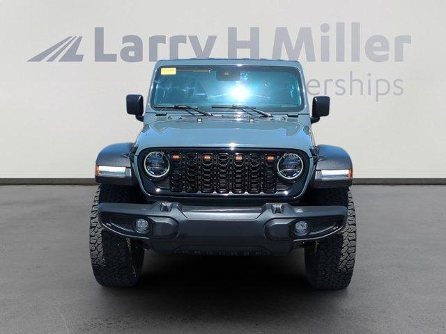 Photo of 2024 Anvil Clearcoat Jeep Wrangler